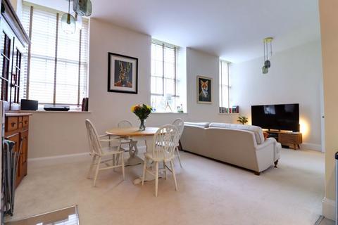 2 bedroom apartment for sale, St. Georges Parkway, Stafford ST16