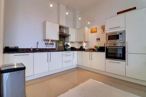 2 bedroom apartment for sale, St. Georges Parkway, Stafford ST16