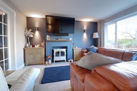 12 Earlsway, Great Haywood, Stafford, ST18 0RP