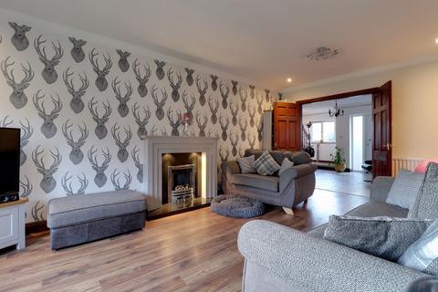 4 bedroom detached house for sale - The Meadows, Stone ST15