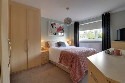 45 Hillside Drive, Little Haywood, Stafford, ST18 0NN