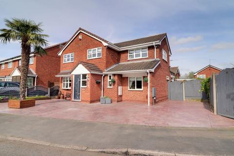 4 bedroom detached house for sale, Fernwood, Stafford ST16