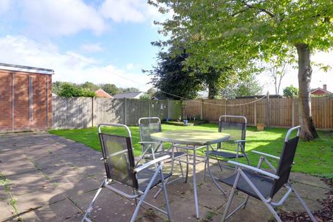19 Pine Crescent, Stafford, ST17 0ND
