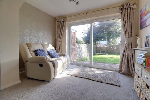 19 Pine Crescent, Stafford, ST17 0ND