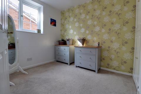 19 Pine Crescent, Stafford, ST17 0ND