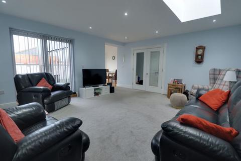 2 bedroom apartment for sale, Lichfield Road, Stafford ST17