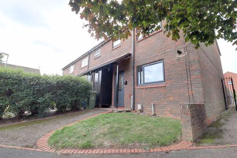 3 bedroom terraced house for sale, Pope Gardens, Stafford ST17