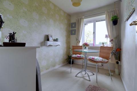 2 bedroom flat for sale, Lilleshall Way, Stafford ST17