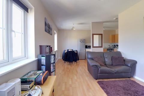 2 bedroom apartment for sale - Hollins Drive, Stafford ST16