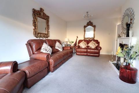 60 Doxey Fields, Stafford, ST16 1HJ