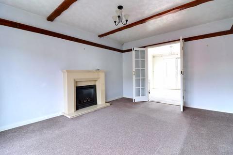 81 Ampleforth Drive, Stafford, ST17 4TR