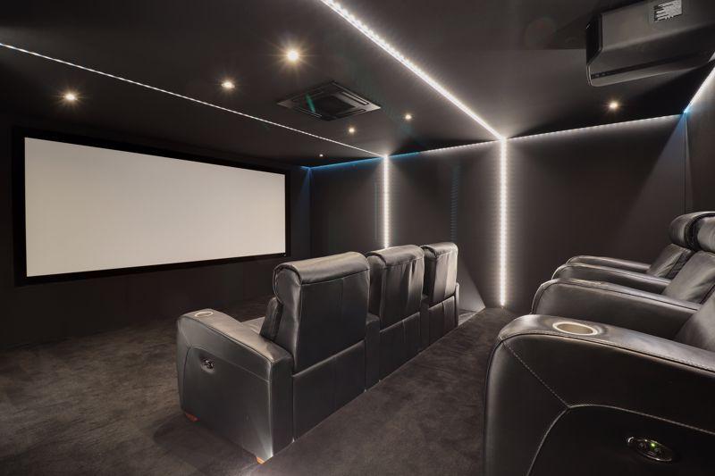 Home Cinema