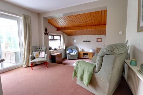 9 Ridgeway Close, Hyde Lea, Stafford, ST18 9BE