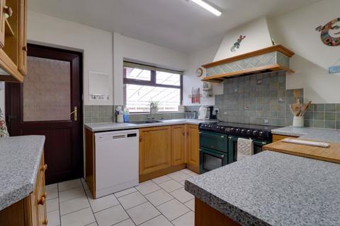 9 Ridgeway Close, Hyde Lea, Stafford, ST18 9BE