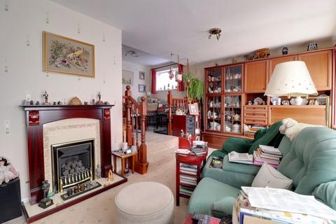 44 Baswich Crest, Stafford, ST17 0HJ