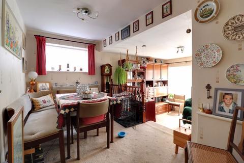 44 Baswich Crest, Stafford, ST17 0HJ