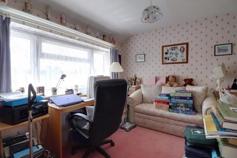 44 Baswich Crest, Stafford, ST17 0HJ