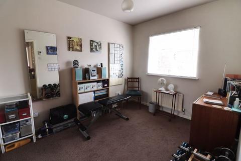 14 Gunnell Close, Stafford, ST16 1AE