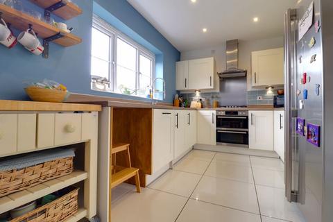 11 Green Close, Great Haywood, Stafford, ST18 0WF