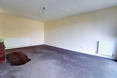 10 Birch Close, Stafford, ST17 0LZ