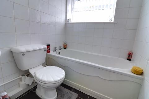 10 Birch Close, Stafford, ST17 0LZ