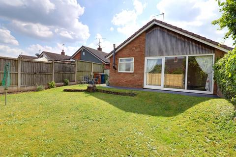 10 Birch Close, Stafford, ST17 0LZ