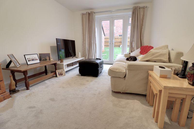 Lounge 2
