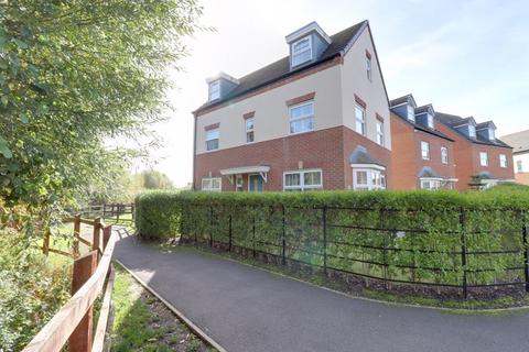 4 bedroom detached house for sale, Sandpiper Drive, Stafford ST16