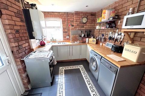 2 bedroom terraced house for sale, Oxford Gardens, Stafford ST16