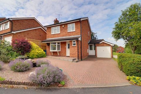 3 bedroom detached house for sale, Longhurst Drive, Stafford ST16