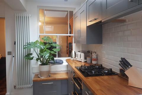 2 Bellbrook, Penkridge, Stafford, ST19 5DL