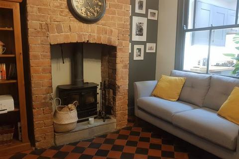 2 Bellbrook, Penkridge, Stafford, ST19 5DL