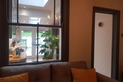 2 Bellbrook, Penkridge, Stafford, ST19 5DL