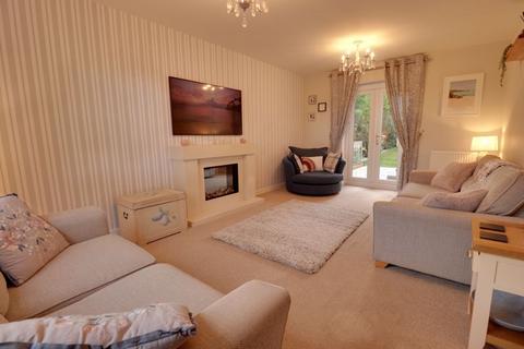 22 Hathaway Close, Penkridge, Stafford, ST19 5PD