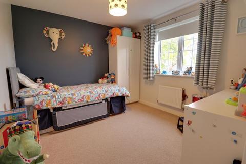 22 Hathaway Close, Penkridge, Stafford, ST19 5PD