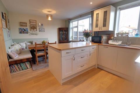 22 Grange Crescent, Penkridge, Stafford, ST19 5LU