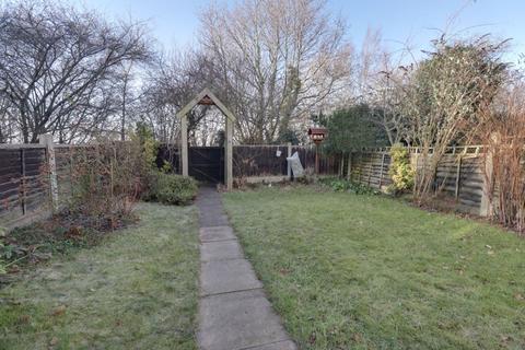 22 Grange Crescent, Penkridge, Stafford, ST19 5LU