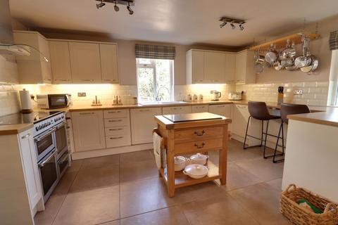 Woodbank House Teddesley Road, Penkridge, Stafford, ST19 5RH