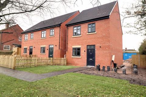 2 bedroom semi-detached house for sale - Tadgedale Avenue, Market Drayton TF9