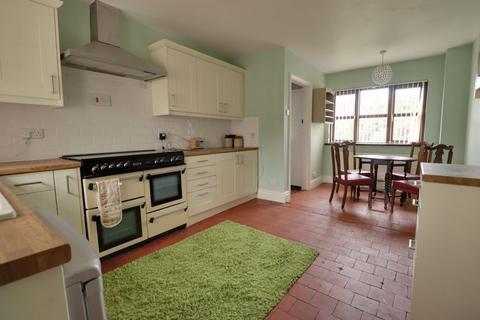 55 Haling Road, Penkridge, Stafford, ST19 5DA