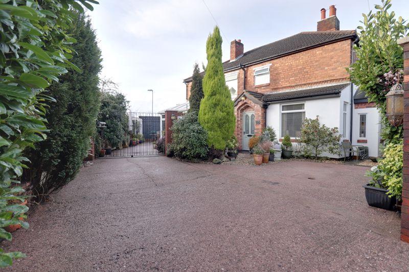 Walsall Road, Walsall WS6 3 bed semidetached house for sale £280,000