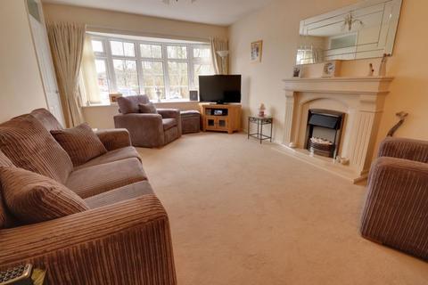 8 Alder Way, Cannock, WS12 0SX