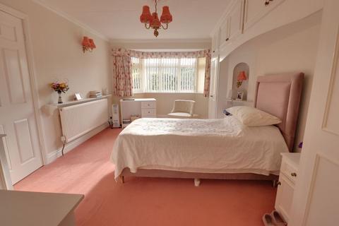 3 bedroom bungalow for sale, New Road, Stafford ST19