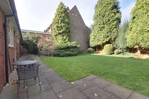 Berryhead New Road, Penkridge, Stafford, ST19 5DN