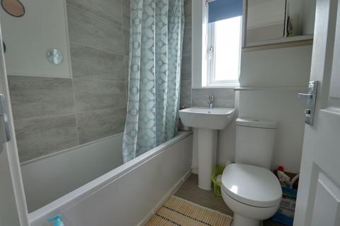 95 Shakespeare Drive, Penkridge, Stafford, ST19 5QZ