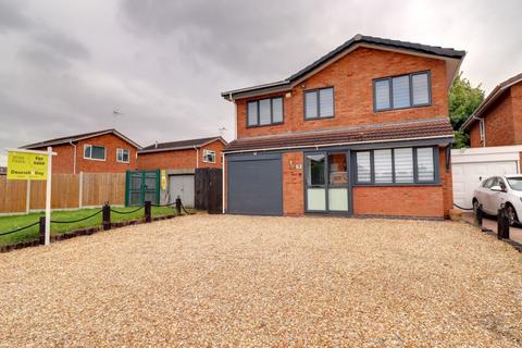 4 bedroom detached house for sale, Edwin Close, Stafford ST19