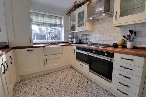 6 Pillaton Close, Penkridge, Stafford, ST19 5JA
