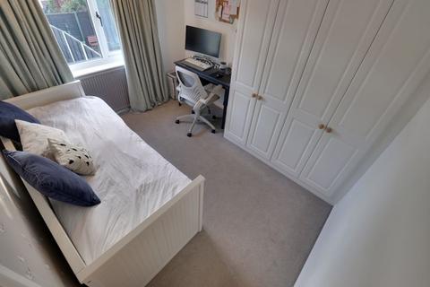 6 Pillaton Close, Penkridge, Stafford, ST19 5JA