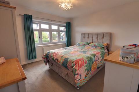2 Telford Gardens, Brewood, Stafford, ST19 9ED
