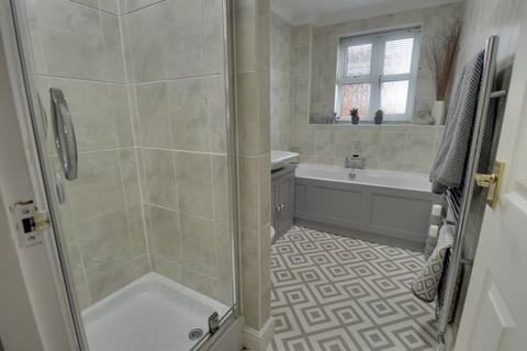 3 Orchard Close, Coven, Wolverhampton, WV9 5AS